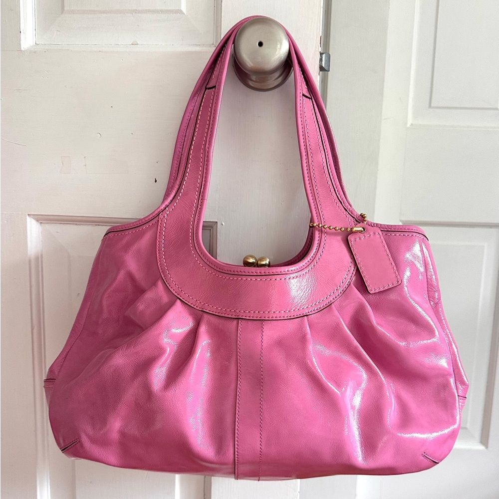 Coach Pink Leather Shoulder Bag, Vintage / Y2K Coach Collectors. Like new!